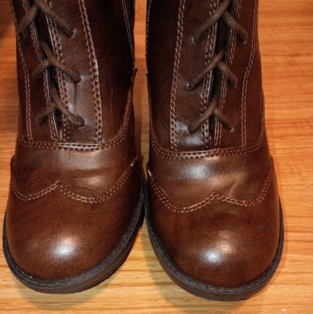 Arizona Jean Co. Brown Brogue-Style Heeled Lace-Up Boots | Size 7 1/2 👢 - Picture 14 of 16